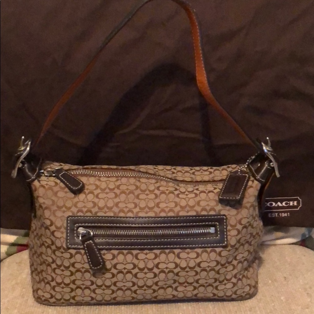 Coach Signature Tote wrist purse